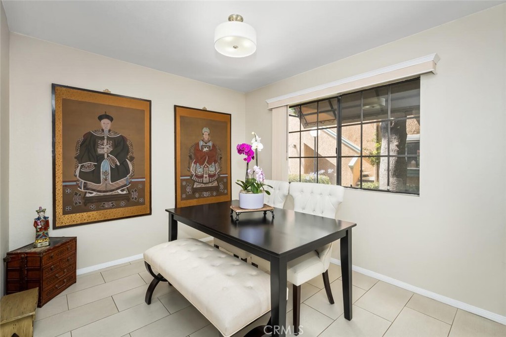 3521 W Greentree Circle A (113)