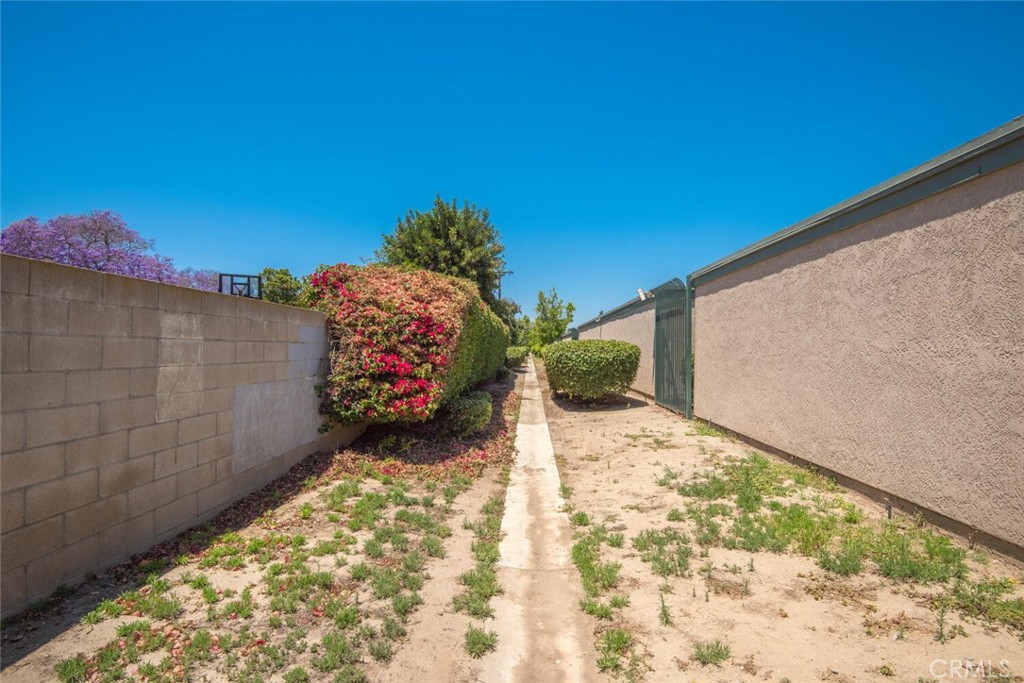 3521 W Greentree Circle A (113)