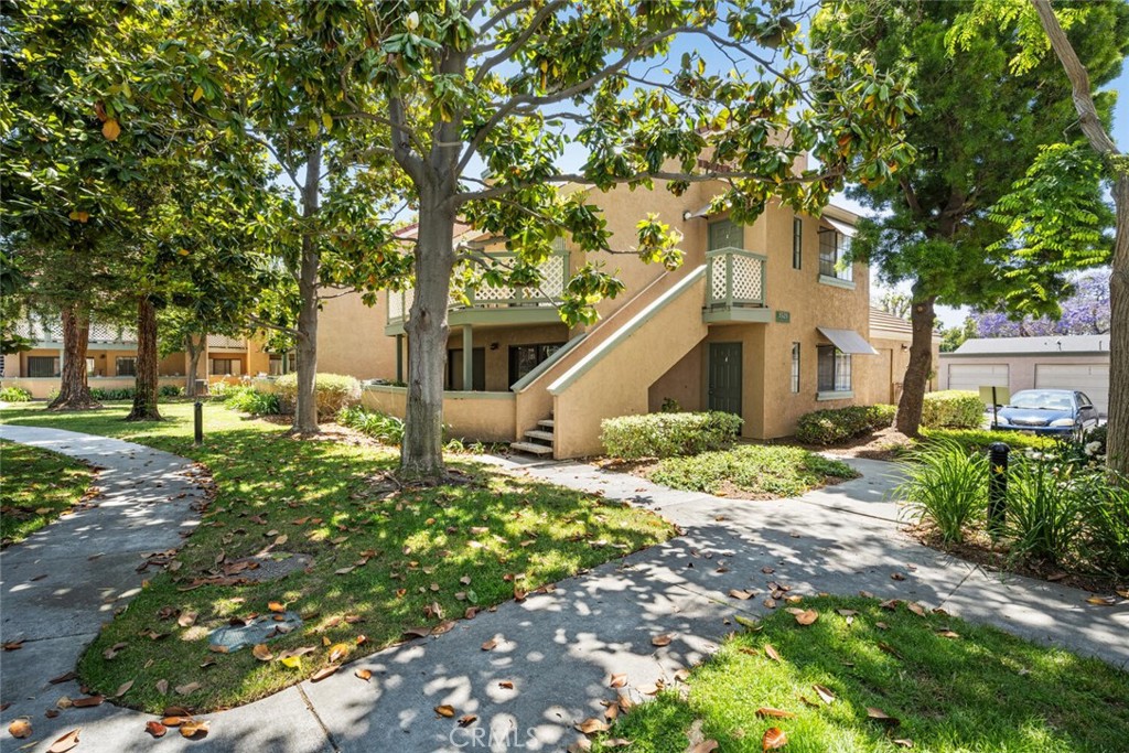 3521 W Greentree Circle A (113)