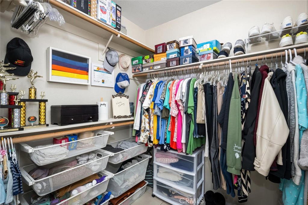 3521 W Greentree Circle A (113)