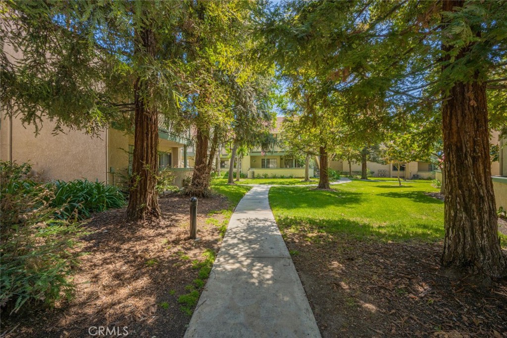 3521 W Greentree Circle A (113)