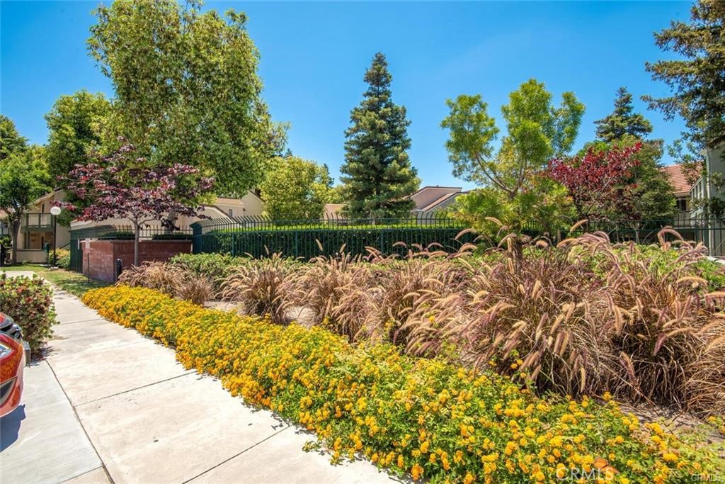 3521 W Greentree Circle A (113)