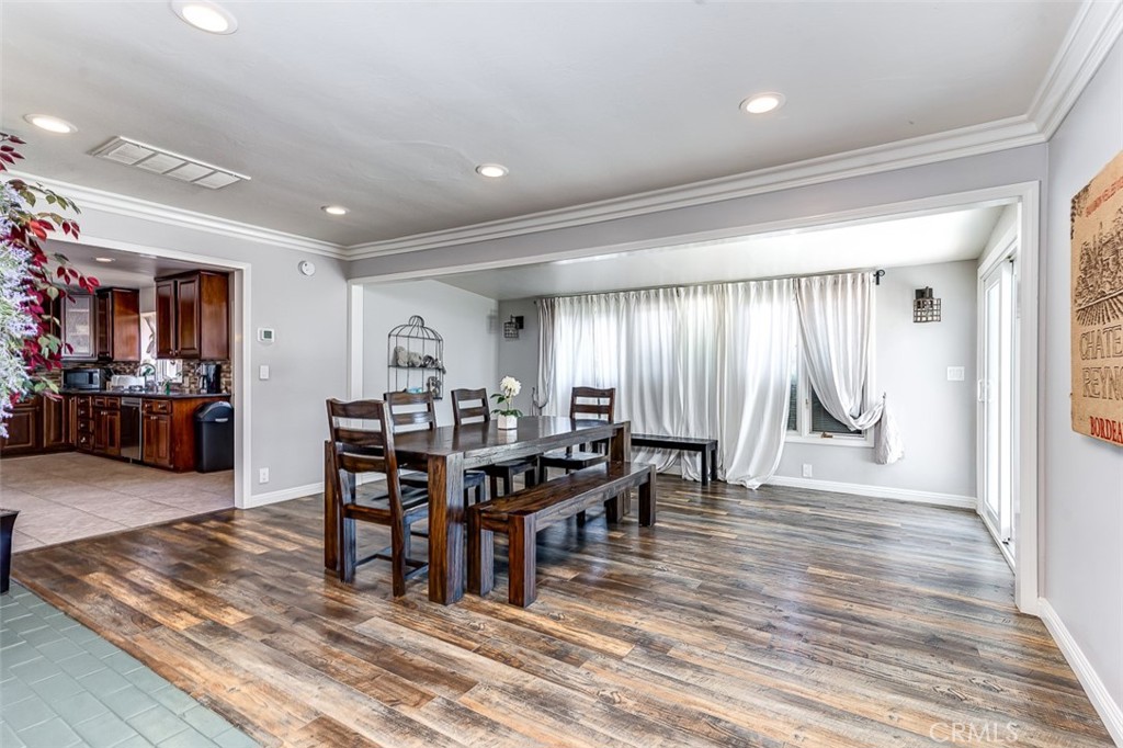 1640 W Cerritos Avenue