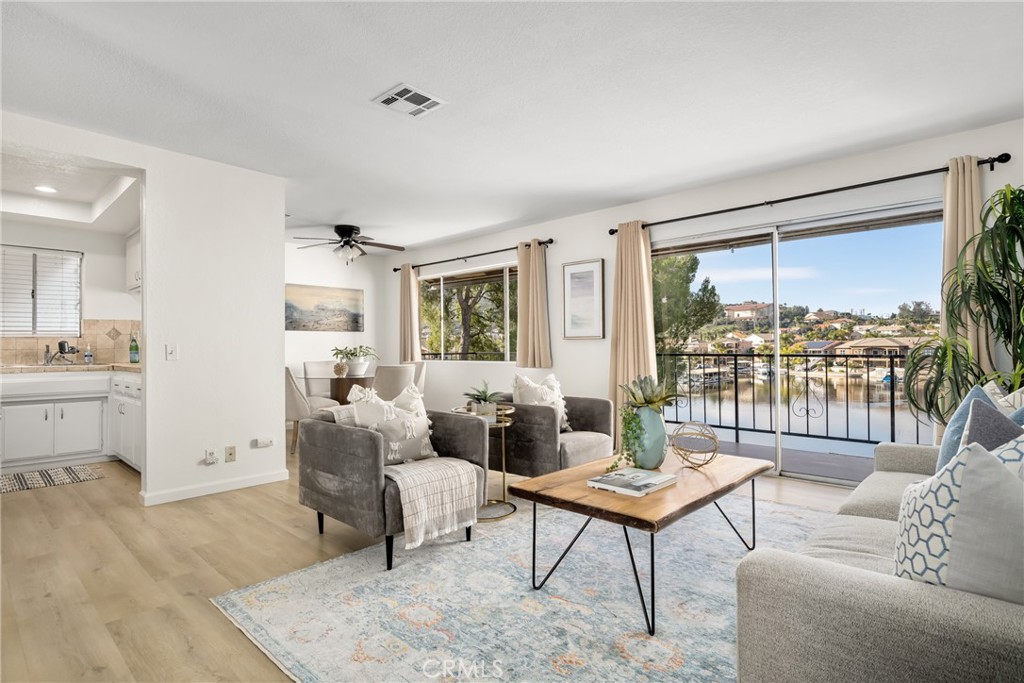 24319 Canyon Lake Drive N 8