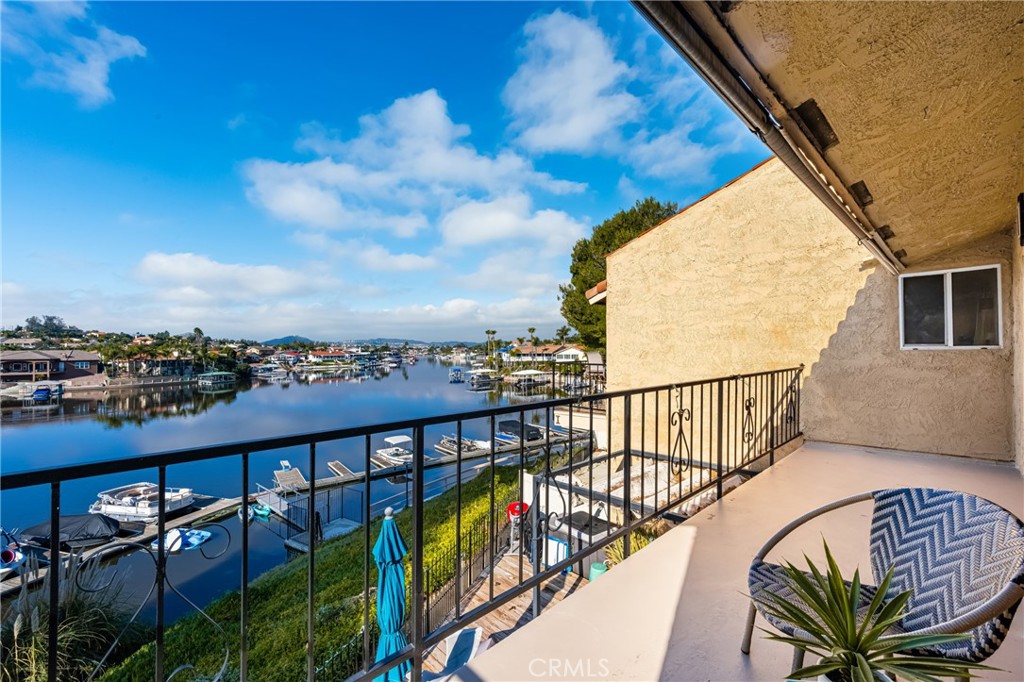 24319 Canyon Lake Drive N 8