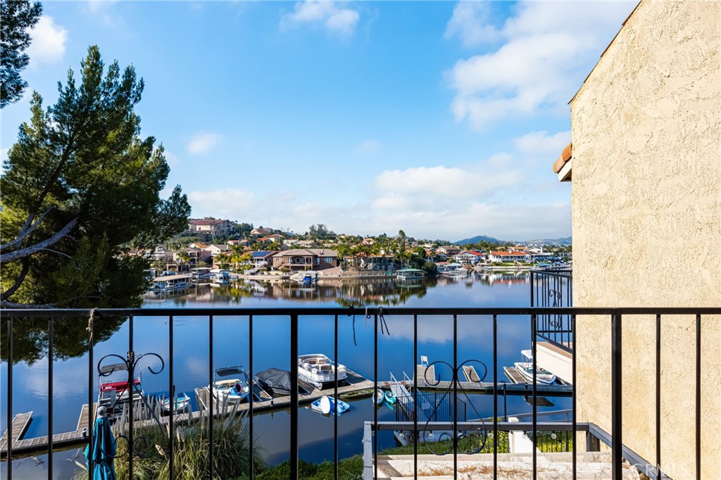 24319 Canyon Lake Drive N 8