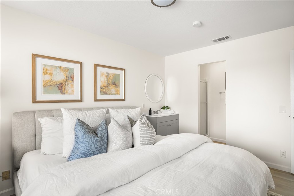 24319 Canyon Lake Drive N 8