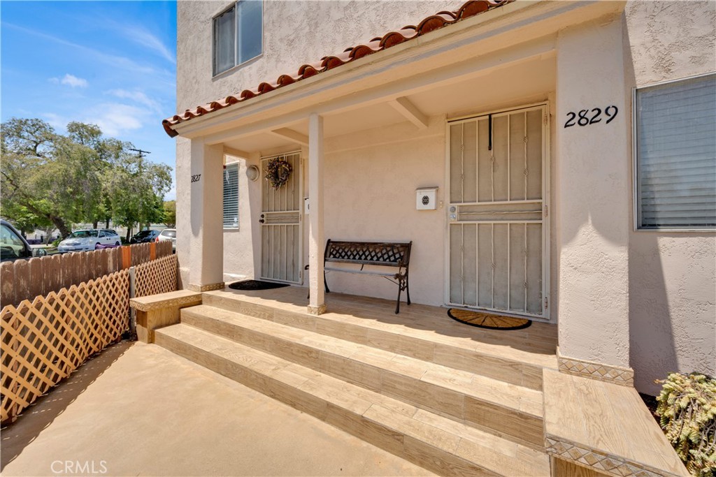 2827 E Spaulding Street