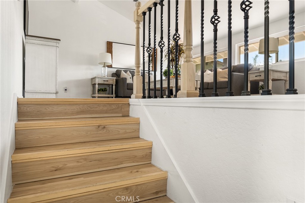 384 S Country Hill Road