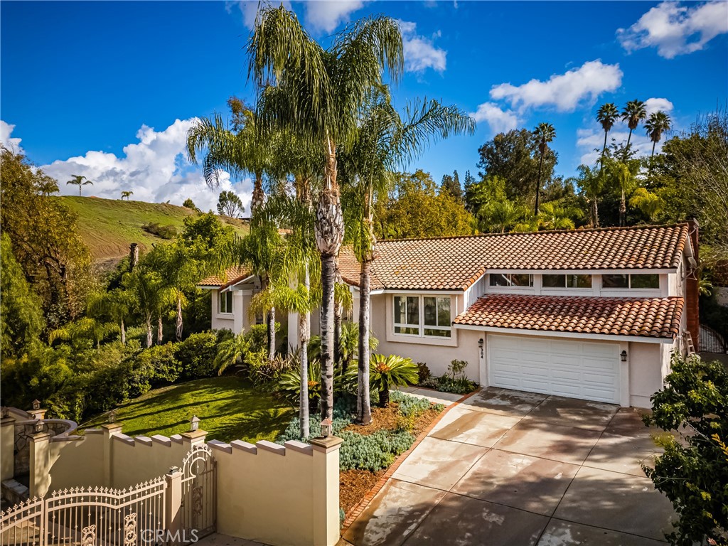 384 S Country Hill Road