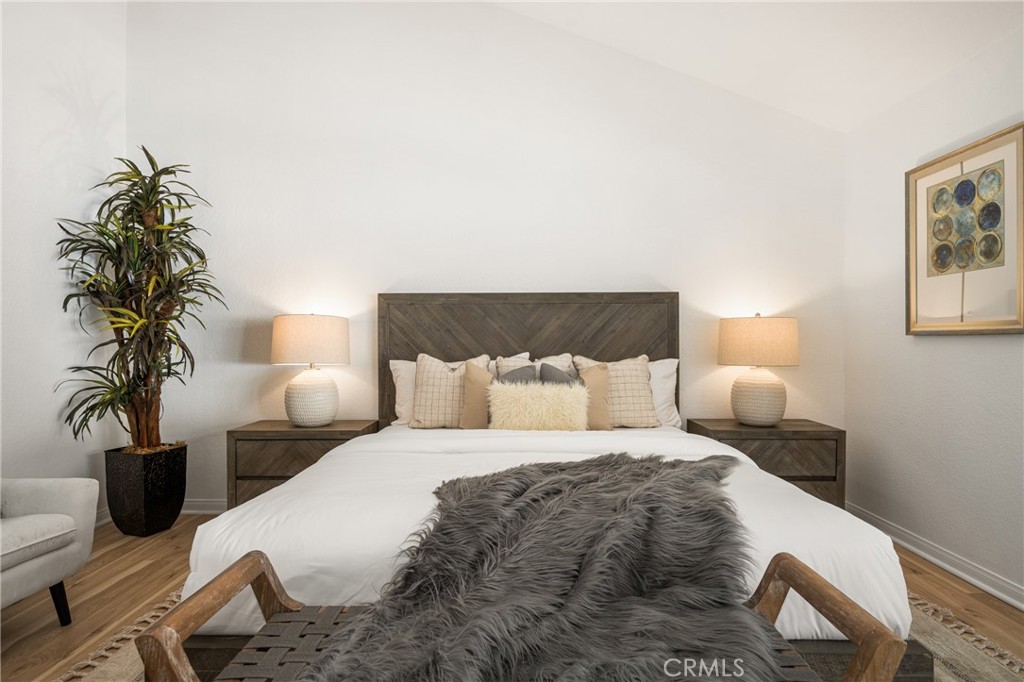 384 S Country Hill Road