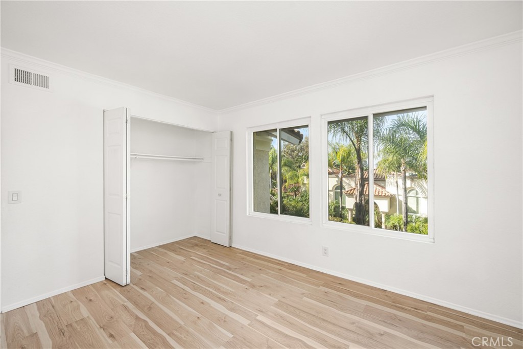 384 S Country Hill Road