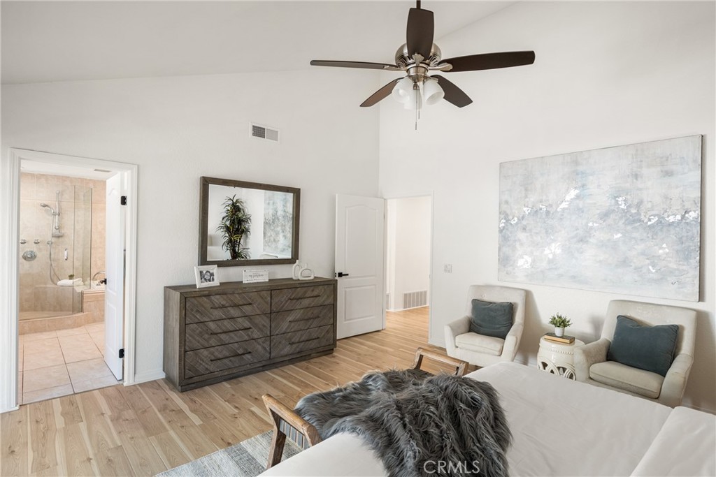 384 S Country Hill Road