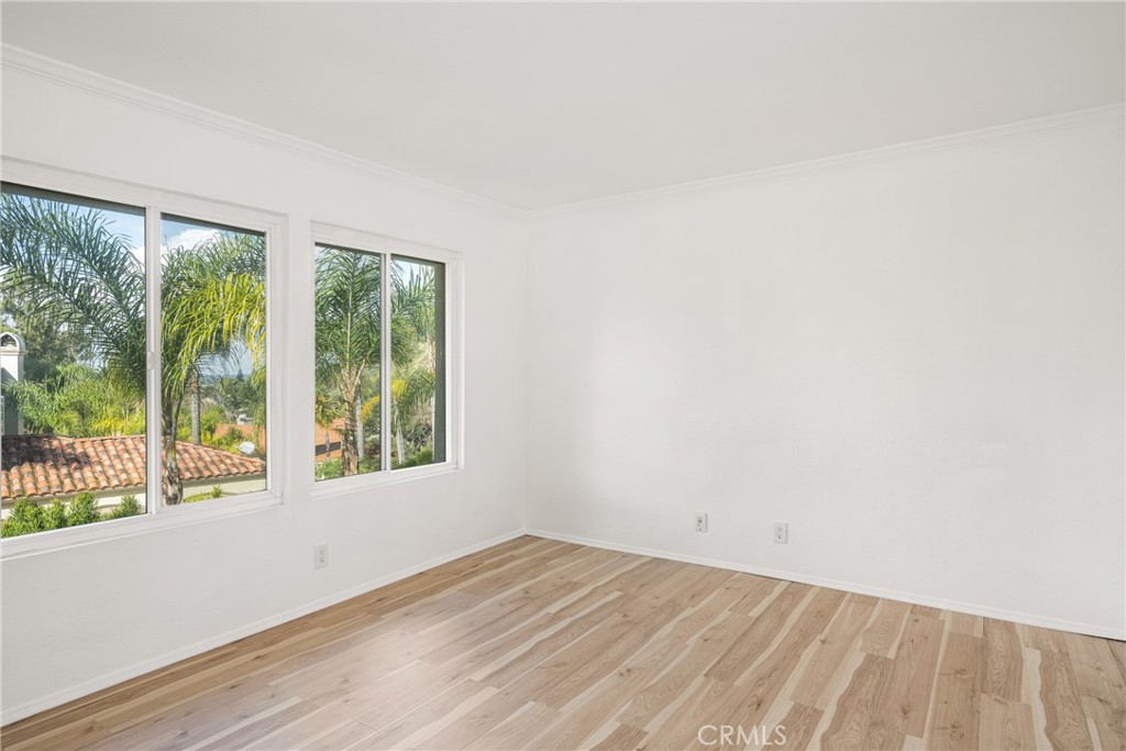 384 S Country Hill Road