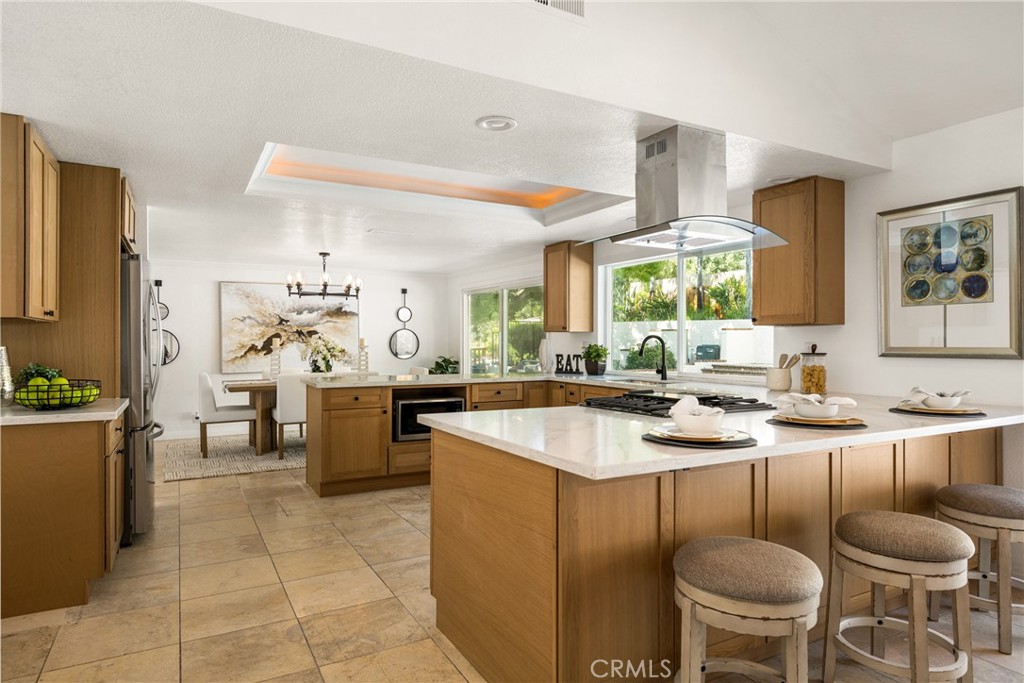 384 S Country Hill Road