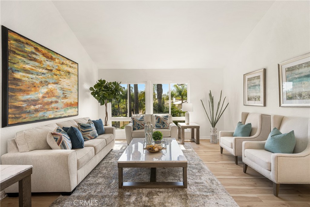 384 S Country Hill Road