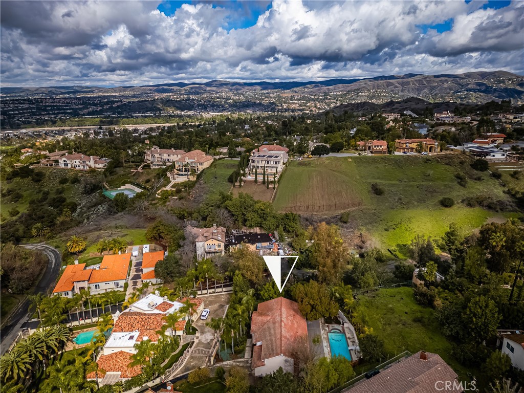 384 S Country Hill Road