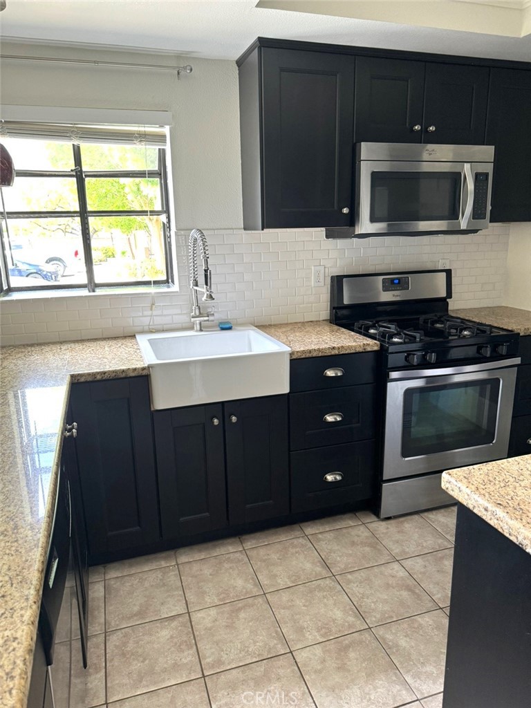 1083 Shadowridge Drive 95