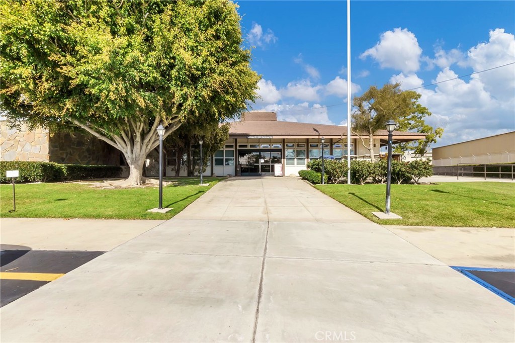 13361 Fairfield Lane 180k