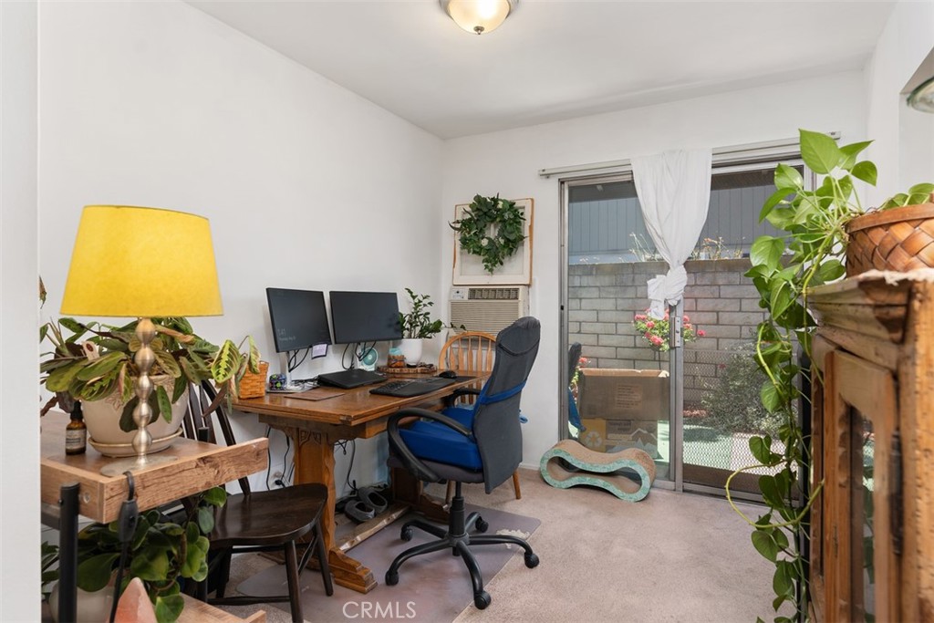 1107 W Memory Lane 14A