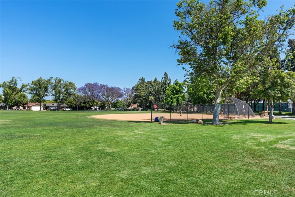 1107 W Memory Lane 14A