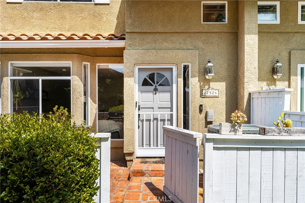 27524 Jasmine Avenue