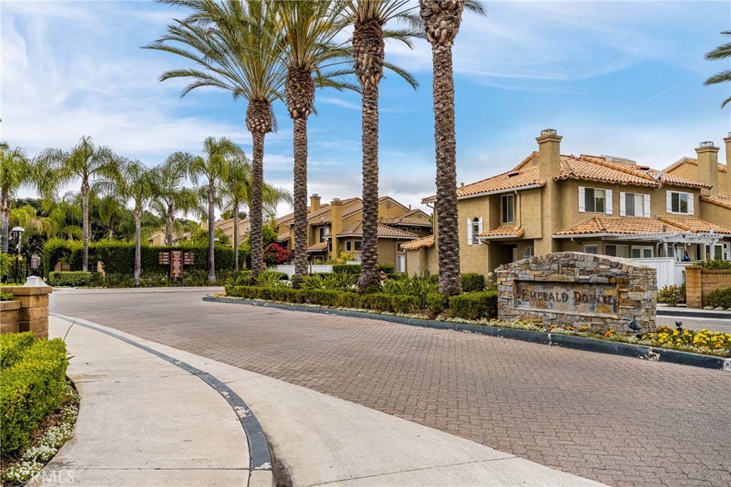 27524 Jasmine Avenue