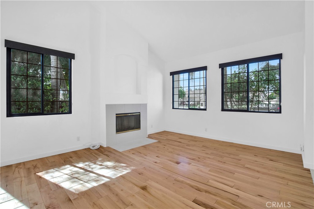 41158 Vincennes Court