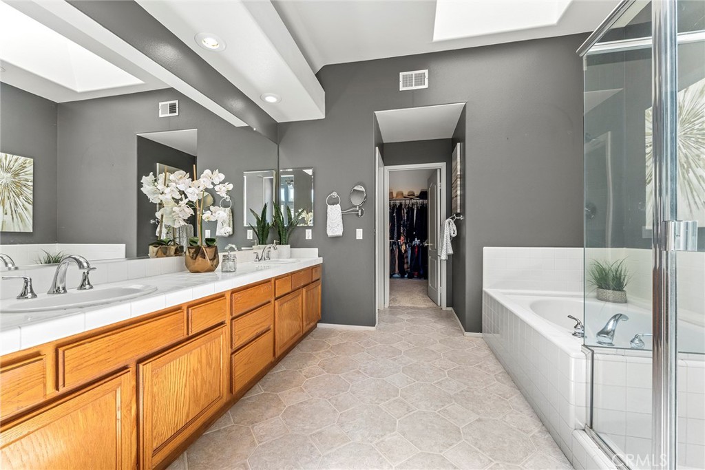 338 S San Vicente Lane