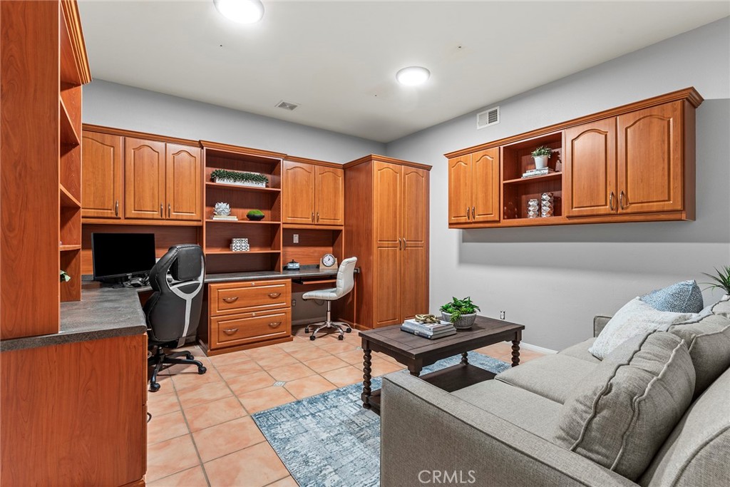 338 S San Vicente Lane