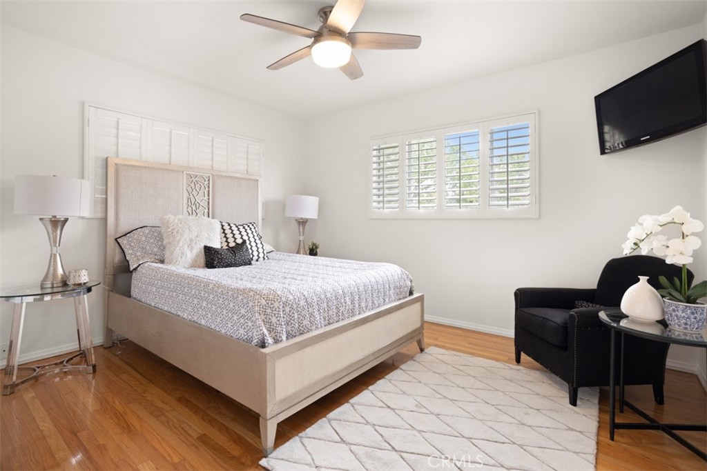 5321 E Walton Street