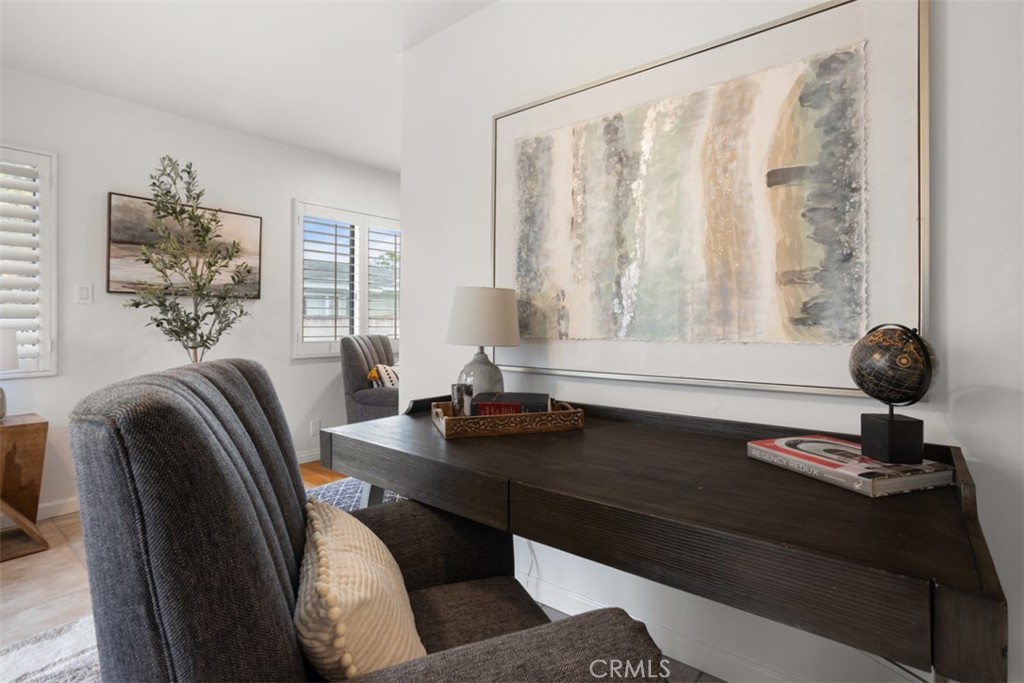 5321 E Walton Street