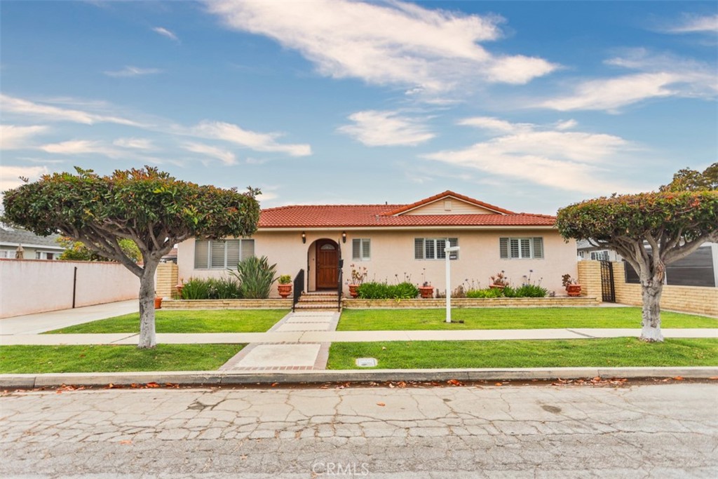 5321 E Walton Street