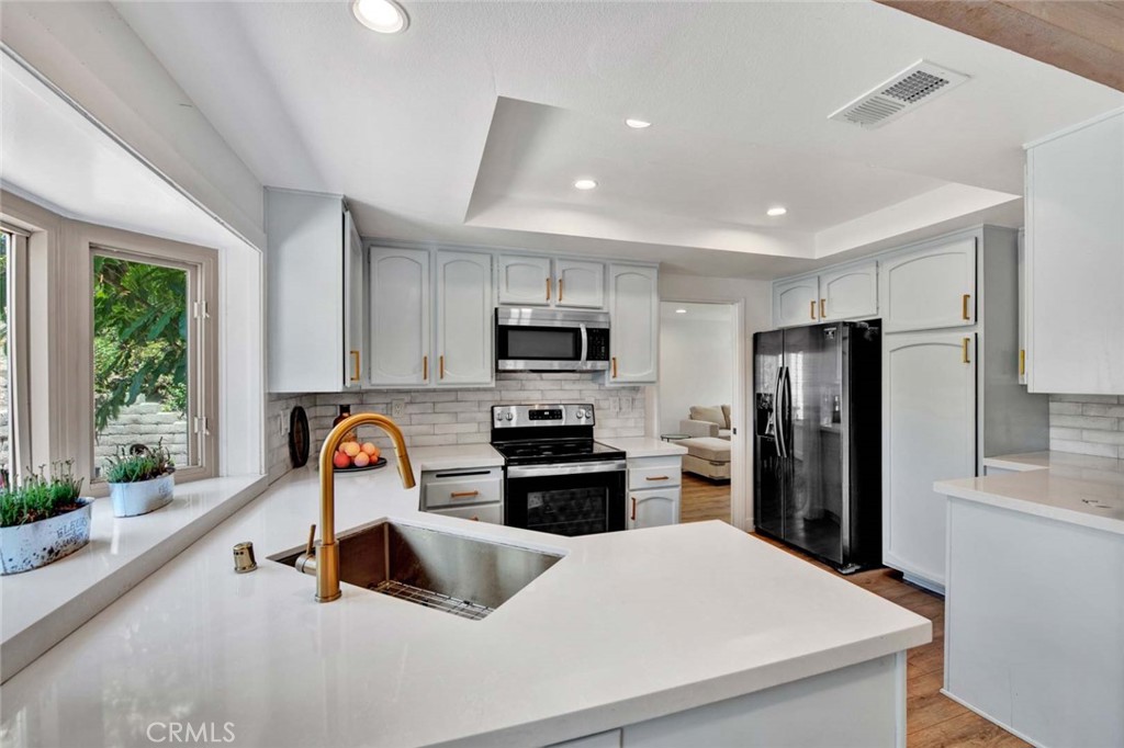 6401 E Nohl Ranch Road 78