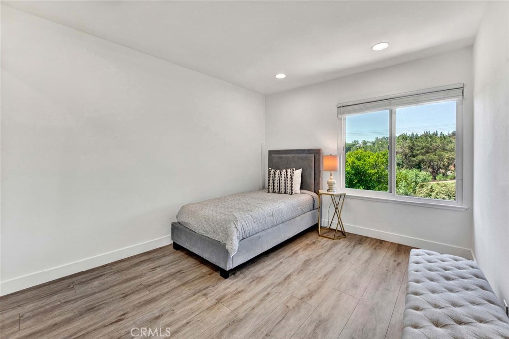 6401 E Nohl Ranch Road 78