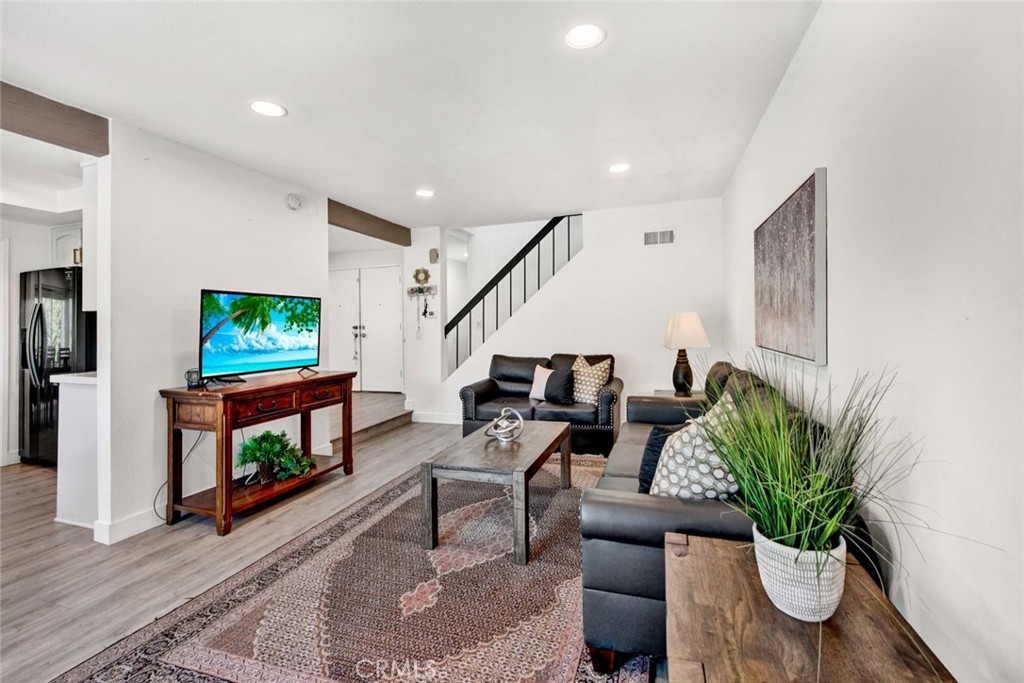 6401 E Nohl Ranch Road 78