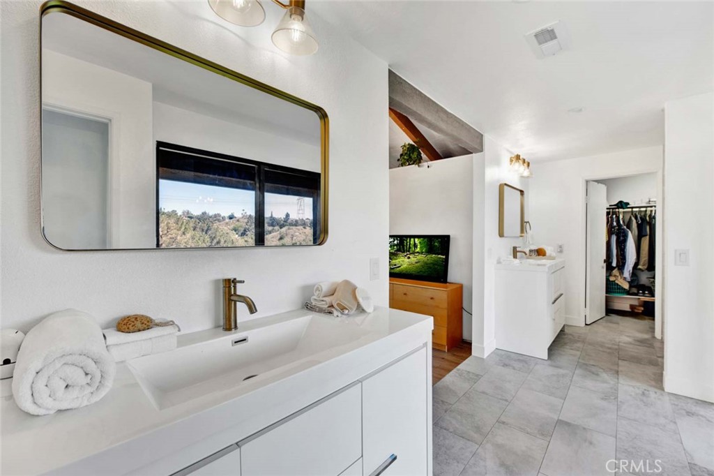 6401 E Nohl Ranch Road 78