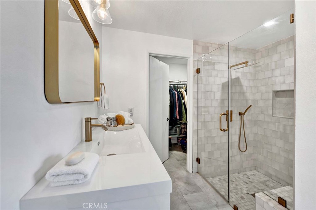 6401 E Nohl Ranch Road 78