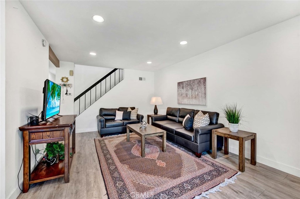 6401 E Nohl Ranch Road 78