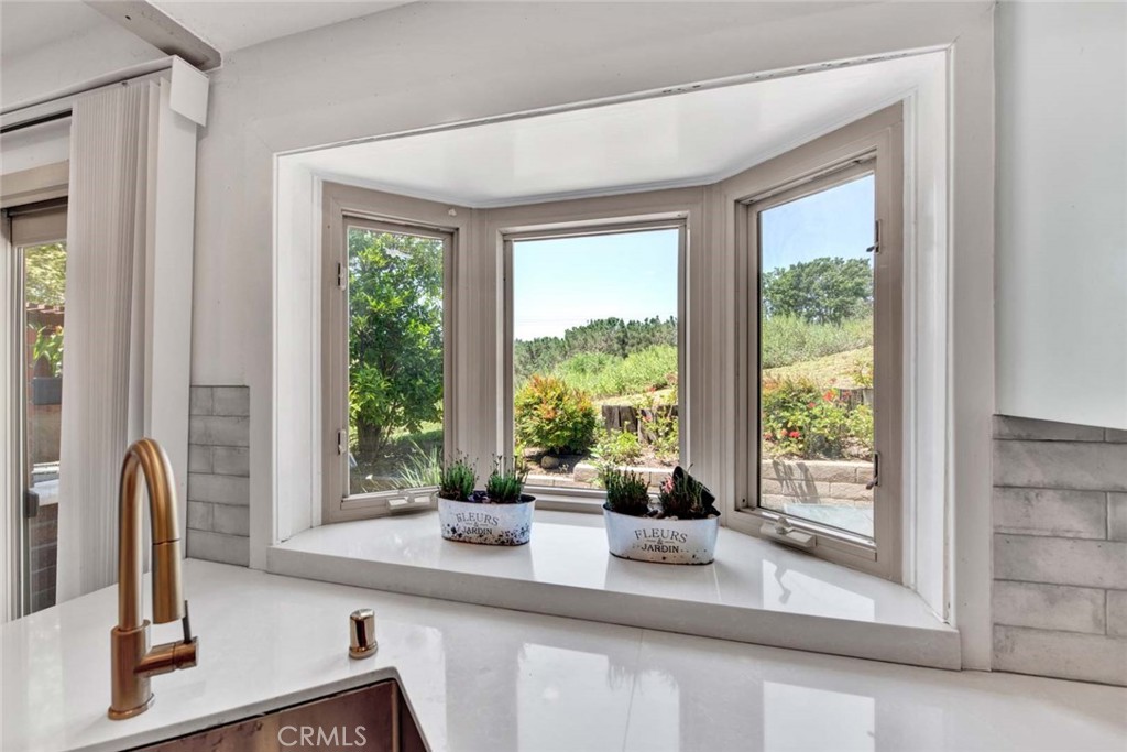 6401 E Nohl Ranch Road 78