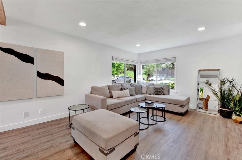 6401 E Nohl Ranch Road 78