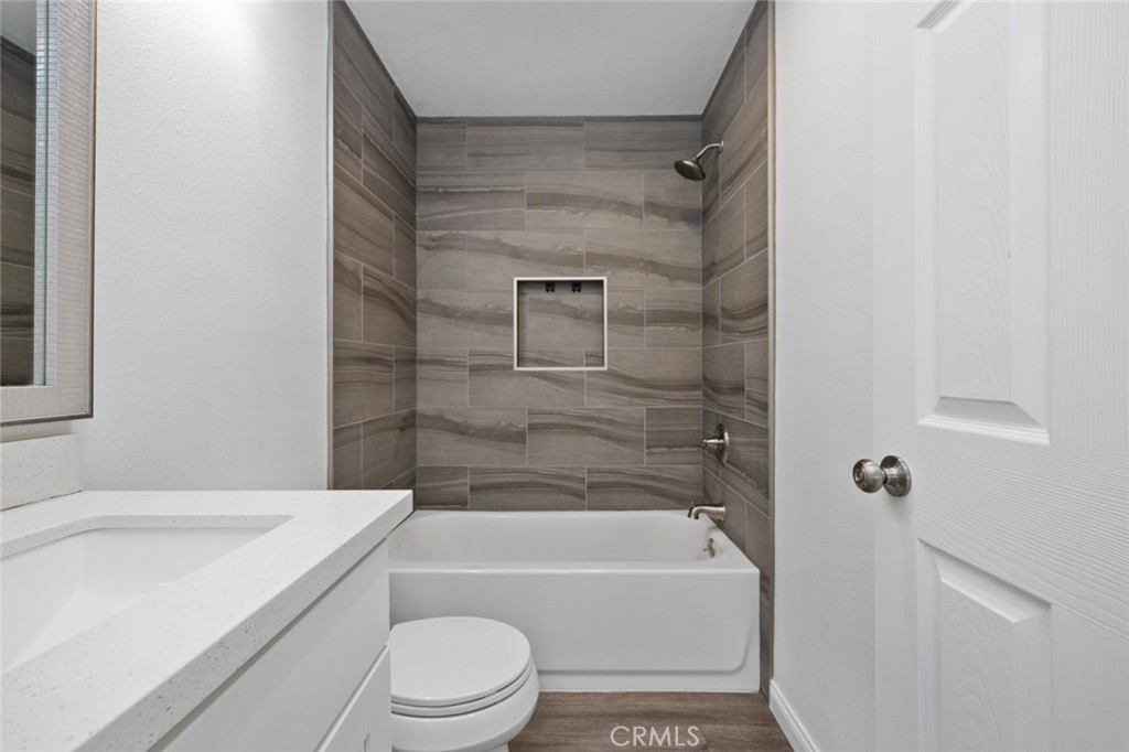 700 W 3rd Street A109