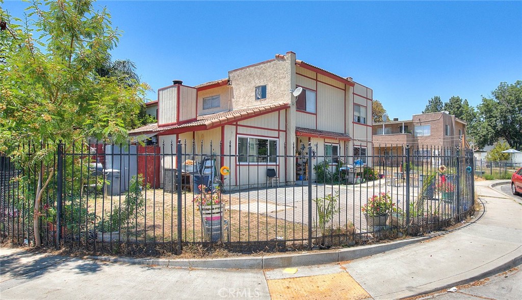 1080 N Verde Avenue 4