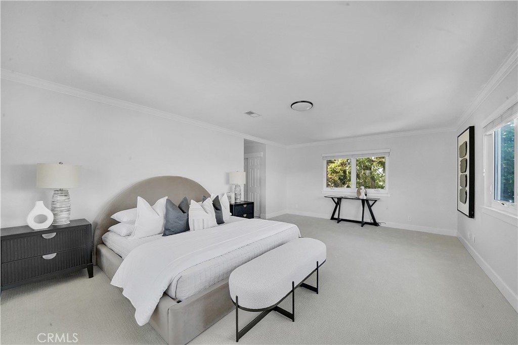 3545 E Austin Avenue