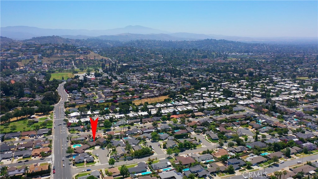 3545 E Austin Avenue