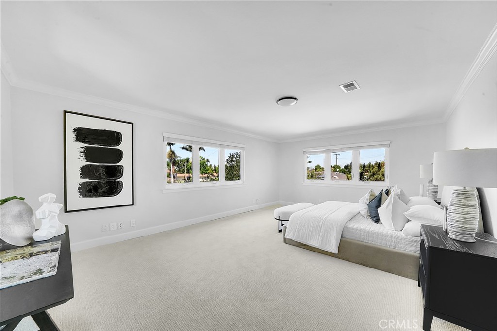 3545 E Austin Avenue