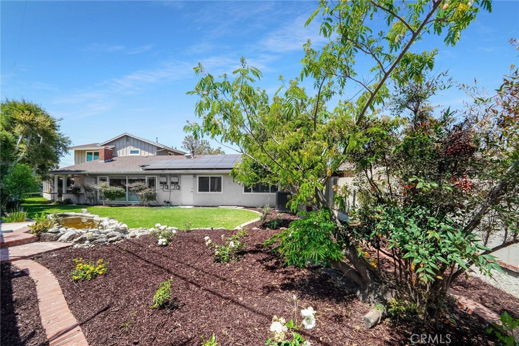 3545 E Austin Avenue