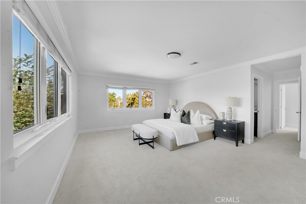 3545 E Austin Avenue