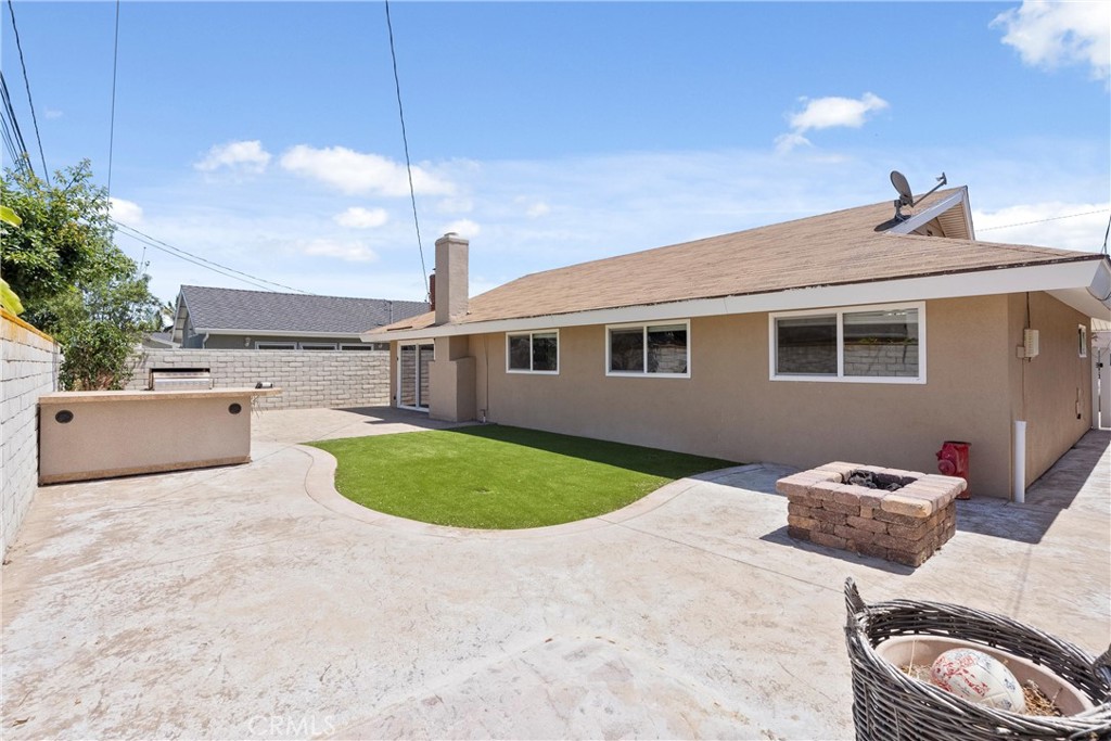 19871 Lexington Lane