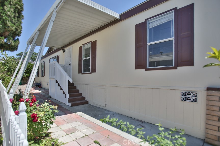 14300 Clinton Street 105